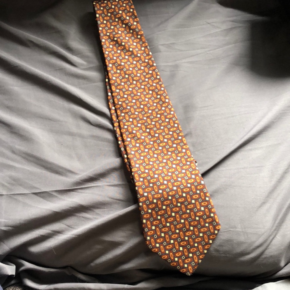 Wonderful Brooks Brothers tie!